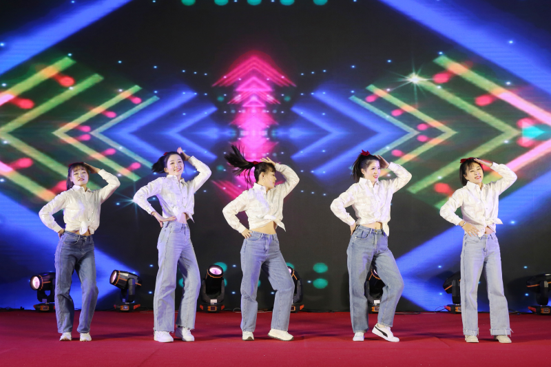 2023年1月，佳能大连举办歌王舞王大赛，为员工提供展示自我、实现梦想的舞台